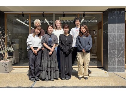 カフネ ジュントス ヨロ(Cafune' juntos YOLO)の写真
