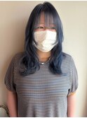 レイヤーカット×ブルーカラー