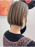 下北沢ハイライトカラー顔周りレイヤーカットハイトーンブリーチ