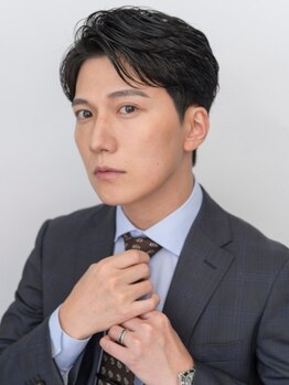 アイヴィー 池袋(IVY)の写真/≪第一印象を上げる≫毎日のセットも扱いやすい、スーツに似合うカットをご提供[池袋/メンズ/メンズカット]