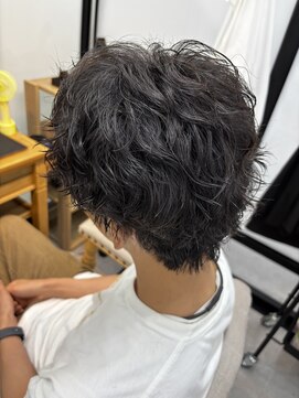 イーラ(era) サーフカールパーマ/奥田朱香