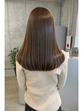 シキムーン 横浜(siki MOON) 透明感オリーブベージュ(横浜/横浜駅)