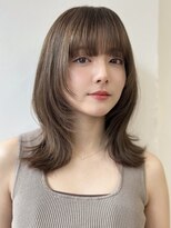 ハニーシブヤ(HONEY shibuya)&nbsp;ハッシュカット/顔周り/ラテベージュ/脱白髪染め２
