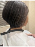 シナジーアルカリ酸熱で艶ボブ
