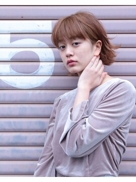 ジゼル(Giselle) 外ハネカジュアルボブ