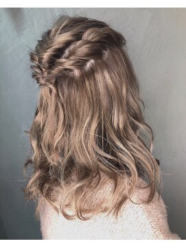 メリー(merry craftsman's factory) 簡単アレンジのくすみベージュka