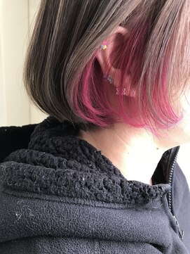 ヘアーデザイン シュシュ(hair design Chou Chou by Yone) インナーカラー×ピンク♪