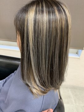 ヘアサロン グローリー(glory) ホワイトカラー