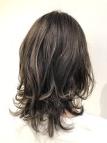 アムアム(amu_amu)&nbsp;カット+イルミナカラー+Aujuaマスク　￥11,900