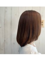 ウミマチ(umi machi)&nbsp;umi machi 流れるグラデーションヘア（ミディアム）2022/6/29