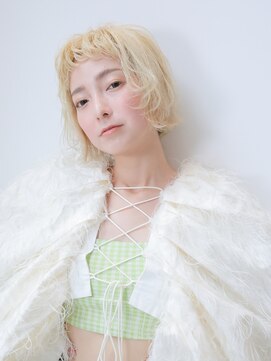 ラックスビー スカイ 大阪梅田店(LUXBE SKY) ブロンドショートボブ《LUXBE》