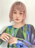 ペールピンク/切りっぱなしボブ/ハイトーンカラー