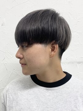 プライズ 表参道原宿店(prize) 刈り上げマッシュ女子グレーカラー20代30代40代