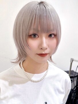 セイドット リー(Say. Ree) Say.ree ペールシルバー おしゃれ女子 ウルフヘア レイヤーボブ