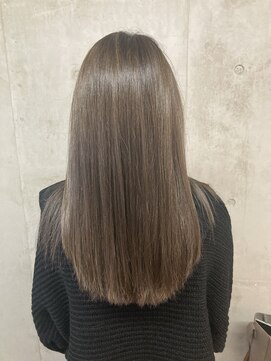 ソルトウォーター(SALT WATER) レイヤーカット/オリーブベージュ/韓国/ハイライト/恵比寿/