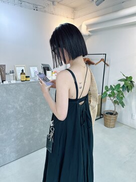 フェイヴィーズ(FavyS) ストレートパーマにパツッとヘルシーボブ