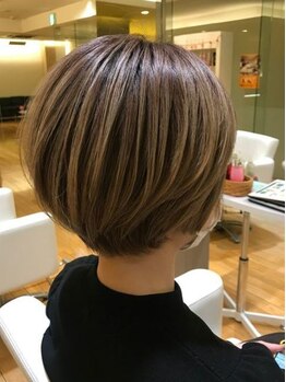 ファム 立町店(femme)の写真/丁寧なカウンセリングと、高い提案力＋トレンドを取り入れた顔周りのカットであなただけのスタイルへ◎