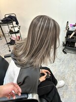 ブレンド 渋谷(BLend)&nbsp;20代30代40代白髪ぼかしハイライト小顔ショートボブミニウルフ