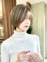 ビュートリアム 南青山(BEAUTRIUM)&nbsp;大人ショートショートボブ丸みショート白髪ぼかし30代40代50代
