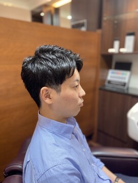 ケースタイル ヘアスタジオ 神保町店(K STYLE HAIR STUDIO) ツーブロック/アップバングショート/バーバースタイル/メンズ