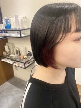 リリアーナ(LILIANA) インナーカラー/ピンクカラー/ブリーチ/カラー/ボブ