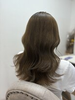 ビューティーサロン グレース(BeautySalon GRACE)&nbsp;ワンブリーチでオリーブベージュ