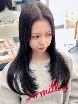 レヴィア(REVIA) レイヤーカット髪質改善トリートメント前髪カット