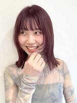 ローネス(LONESS)&nbsp;外ハネボブ　ハッシュカット　ボブレイヤー　長めボブ