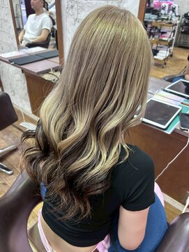 アルビス(ALBIS) 小顔ケアブリーチグレージュ水素トリートメント髪質改善大宮