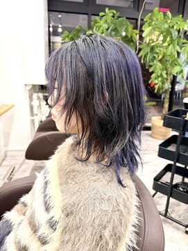 バイオレットウルフヘア