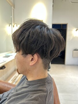 オレンジポップ 流山おおたかの森店(ORANGE POP) MEN’S HAIR/サーフカール/刈り上げセンターパート/流山
