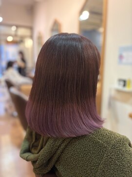 フリージア(freesia) 裾カラー/髪質改善トリートメント/ワインレッド