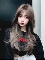 レア 新越谷(LEA) 韓国風ウェーブレイヤー × ダークグレージュ