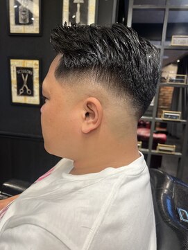 ブロートーキョーバーバーショップ 神田店(Bro Tokyo BARBERSHOP) 七三分け