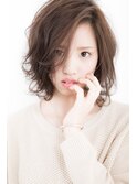 ふんわりミディアムスタイル
