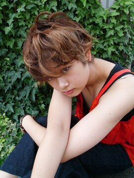 ヘアーデザイン ピニック(hair design P2C) 定番のショートボブをかわいくアレンジ