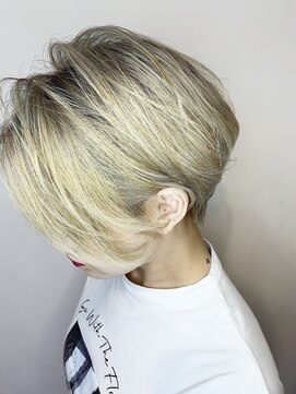 アグラン 梅田本店(a Gland) ブロンド×ハンサムショート