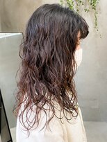 くるくるパーマウェットくりくりウェーブヘアふんわり