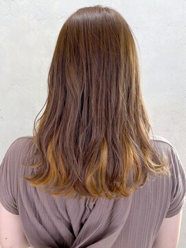 ダブリュー(W) グラデーション