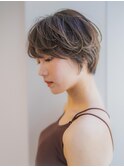 動きのある耳掛けショート 20代30代40代 3