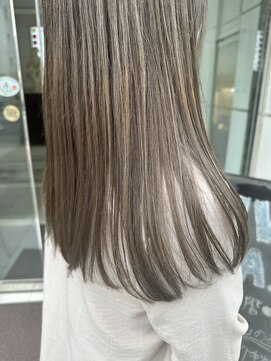 インビテーション(invitation) オリーブベージュ・くすみベージュ