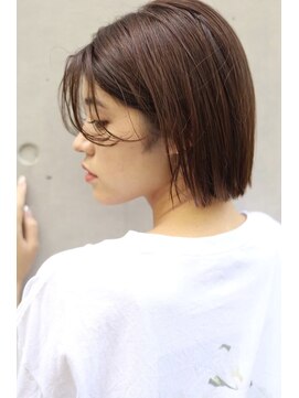 スペシウムバイアンバースデー(spacium by UNBIRTHDAY) ナチュラルレイヤーボブ