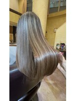 リリアン(Ririan)&nbsp;【橋本】カット+自社製品髪質改善トリートメント