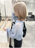 ミルクティーベージュ　ハイトーンカラー　ケアブリーチ