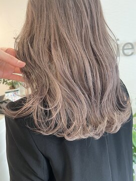 リアン(Lien) グレージュカラー　miyu