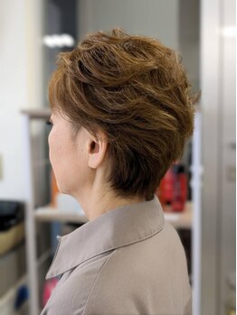 【神楽坂・飯田橋】ミセス世代からの支持率高！骨格や髪質を見極めたカットで、似合わせショートをご提案♪
