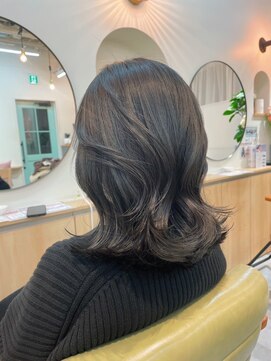 ロウバイレボ 柏(lou by revo) ミディアム/韓国風/レイヤーカット/顔回りカット/柏駅