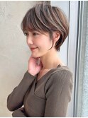 小顔似合わせカットフェミニンロングレイヤーラテカラー