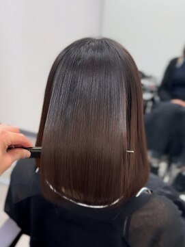 シンカ(shinka) shinkaストレート(髪質改善縮毛)+艶出しトリートメント