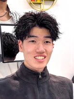 エース(ACES)&nbsp;センターパート×マッシュ×メンズパーマ